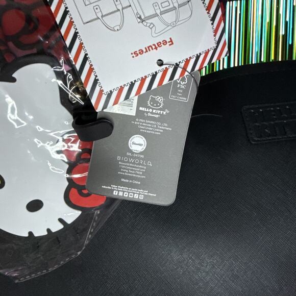 Sanrio Hello Kitty Tote Travel Weekender Luggage Bag Tag Bows Crossbody 3 Piece - Picture 3 of 16